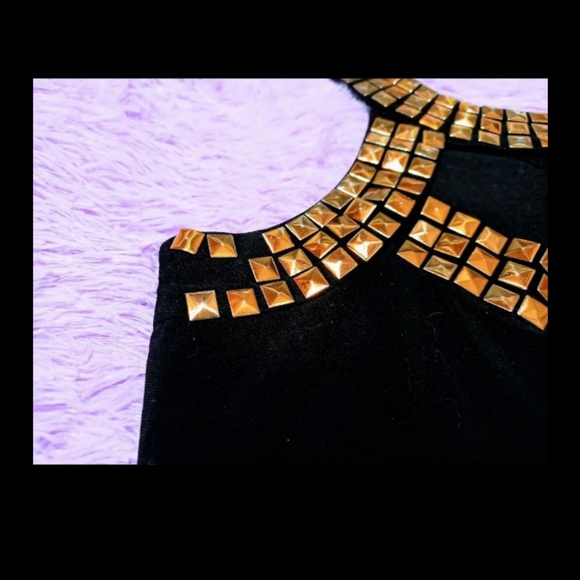 🆗Black & Gold Stud Trim Stretchy Top M - Picture 5 of 13